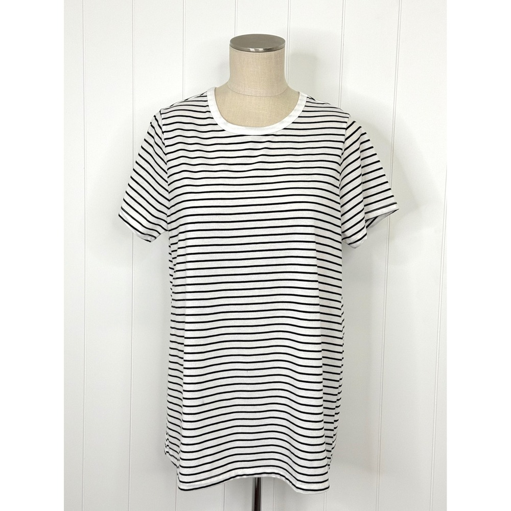 Torrid Classic Fit Striped Crew Tee Women 00 M 10 Black White Nautical Preppy